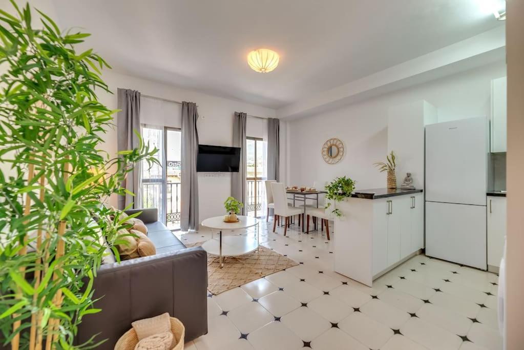 Lxr La Perla Renovated 2Hab. Apt بينالماذينا المظهر الخارجي الصورة